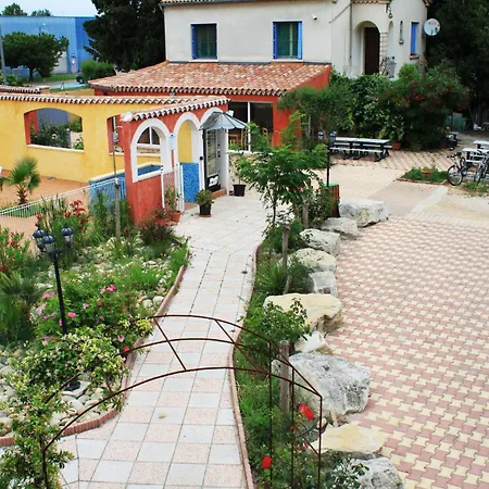 Appart'Hotel Festival Sud Suites - Avignon TGV-3